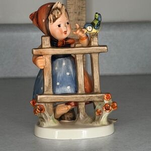 Goebel Hummel‎ Signs of Spring Figurine 203/2/0 Girl with Bird Fence TMK5 4 inch